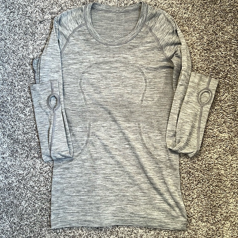 Lululemon Swiftly Tech Long Sleeve
